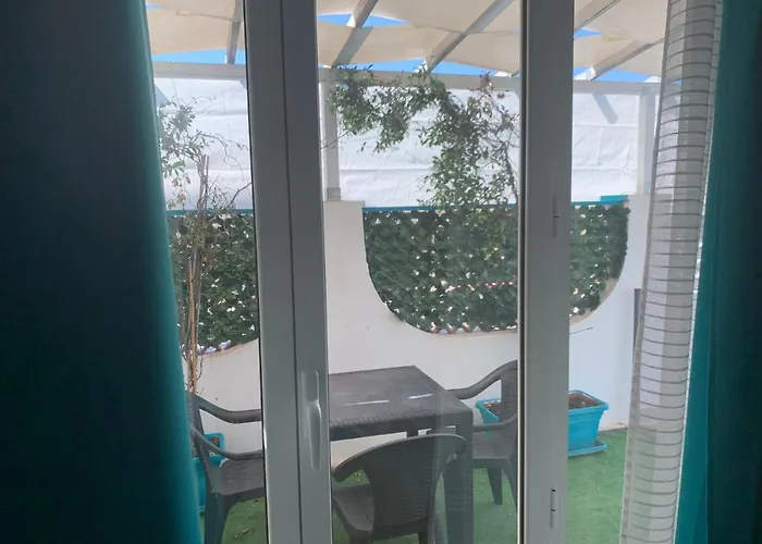 Πανσιόν R&b Tyrrhenum 4*
