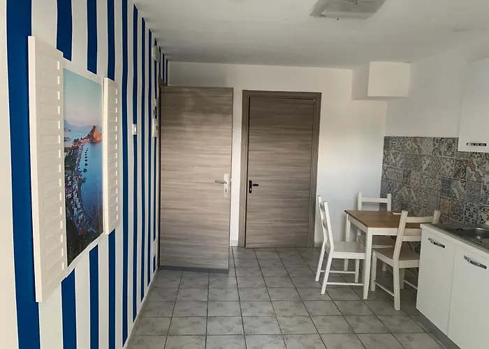 R&b Tyrrhenum Гостевой дом 4*