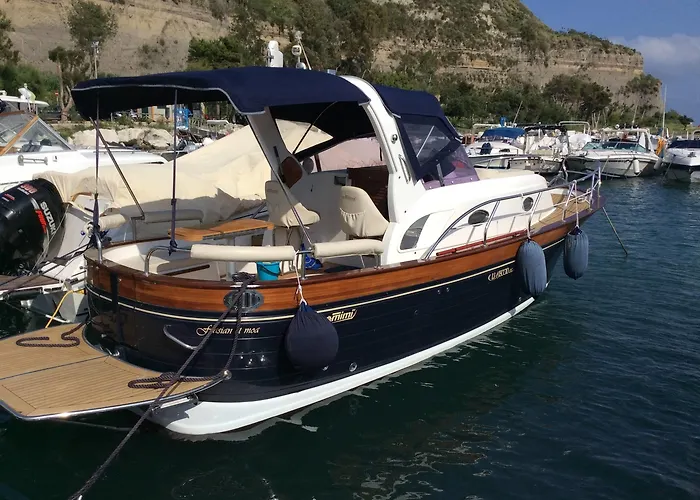 R&b Tyrrhenum Πανσιόν 4*