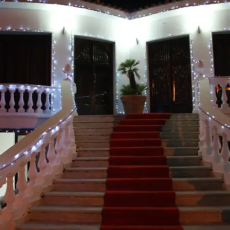 R&b Tyrrhenum ゲストハウス モンテ・ディ・プローチダ